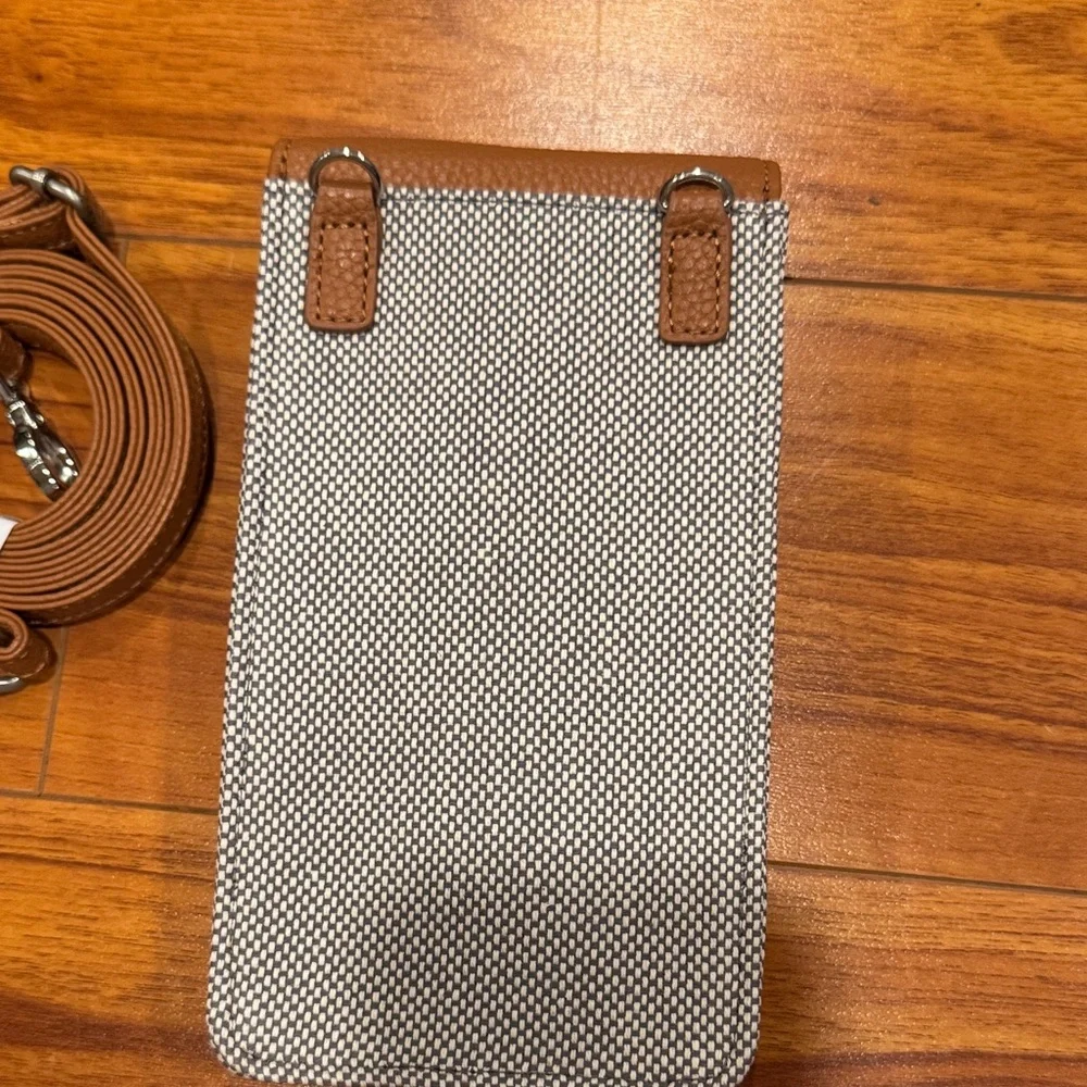 Thirty-One women’s Tan and Gray Wallet Set/ crossbody - Picture 4 of 5